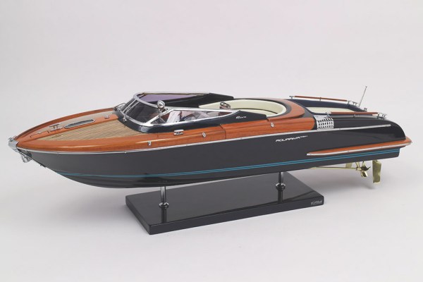 Riva Aquariva 1:18