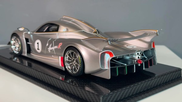 VIP Model Pagani Huayra R #1