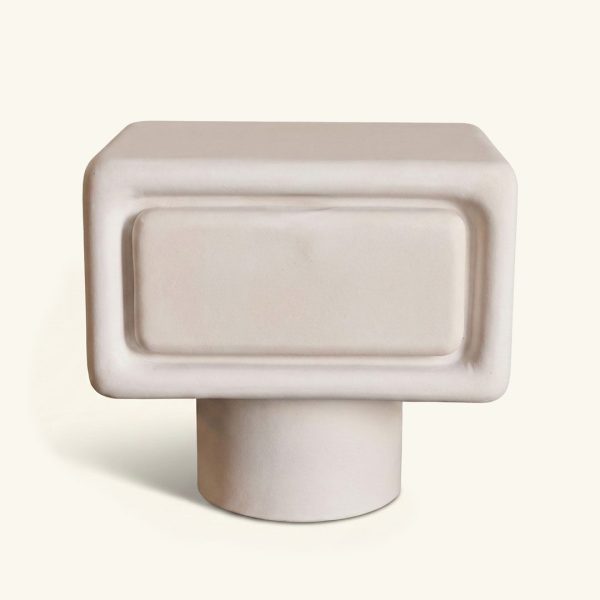 PILLAR BEDSIDE