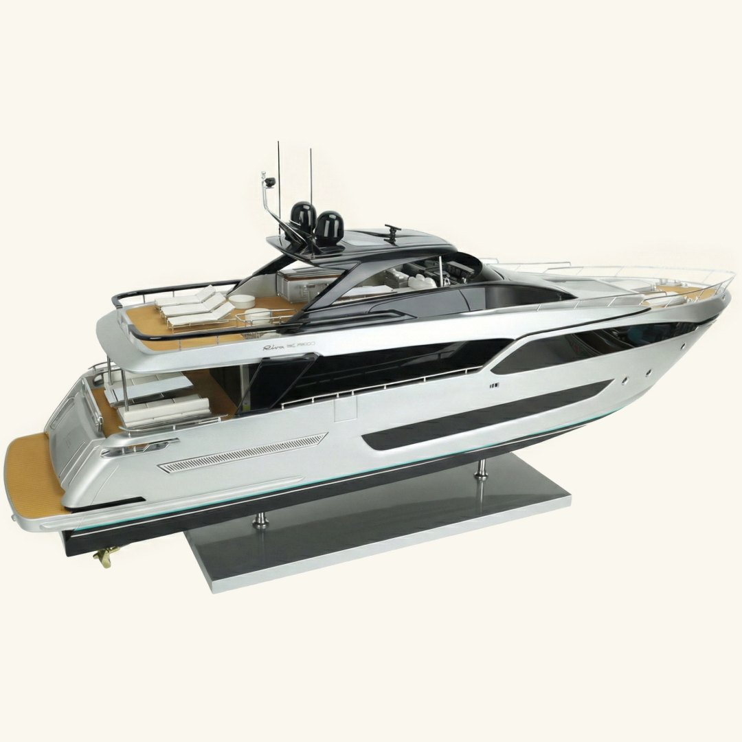 RIVA ARGO 90′ REGAL SILVER