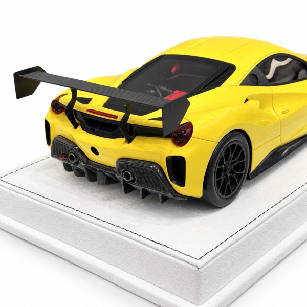 FERRARI 488 challenge EVO