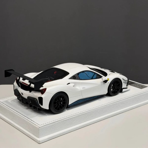 FERRARI-488 challenger EVO-WHITE