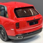 Rolls -Royce Cullinan-Red